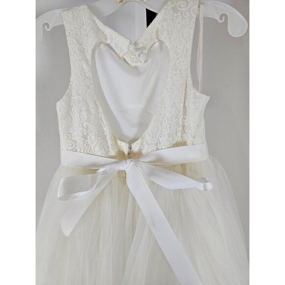 David's Bridal Ball Gown Flower Girl Dress With Heart Cut Out Style #RK1368-SZ 7 - Picture 4 of 15